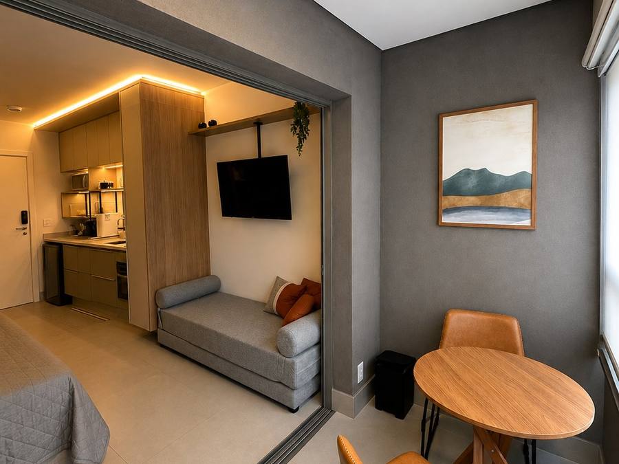 Studio moderno com varanda